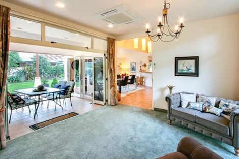 Photo of property in 180 Auckland Road, Greenmeadows, Napier, 4112