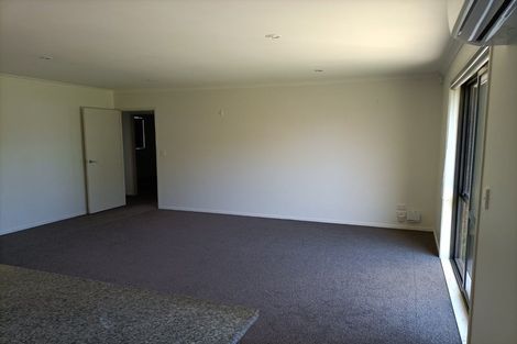Photo of property in 10 Mcgowan Rise, Tuakau, 2121