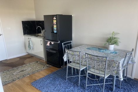 Photo of property in 74 Clemow Road, Fitzroy, New Plymouth, 4312