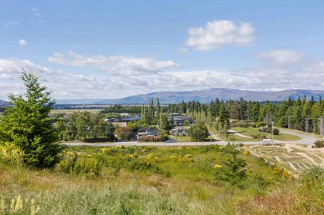 Photo of property in 17 Parry Crescent, Lake Hawea, 9382