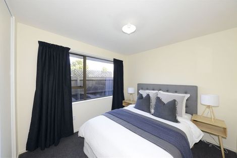 Photo of property in 2/182 Avonhead Road, Avonhead, Christchurch, 8042