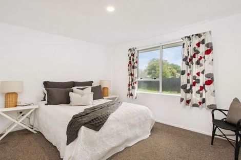 Photo of property in 15 Chadbury Street, Parklands, Christchurch, 8083