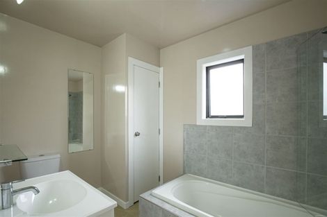 Photo of property in 8 Sherwin Avenue, Albert Town, Wanaka, 9305