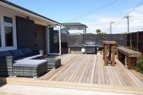 Photo of property in 341 Estuary Road, South New Brighton, Christchurch, 8062