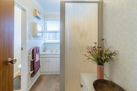 Photo of property in 5 Ely Place, Levin, 5510