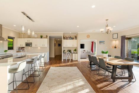 Photo of property in 92 Taiapa Valley Road, Muriwai, Waimauku, 0881