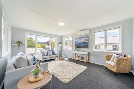 Photo of property in 4 Ventura Avenue, Ebdentown, Upper Hutt, 5018