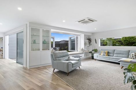 Photo of property in 14 Silver Springs Boulevard, Mosgiel, 9024