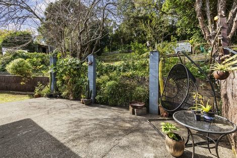 Photo of property in 11 Thomas Street, Stokes Valley, Lower Hutt, 5019