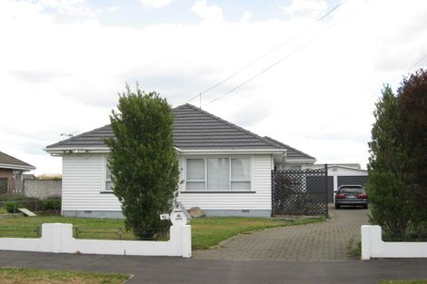 Photo of property in 61 Charlcott Street, Burnside, Christchurch, 8053