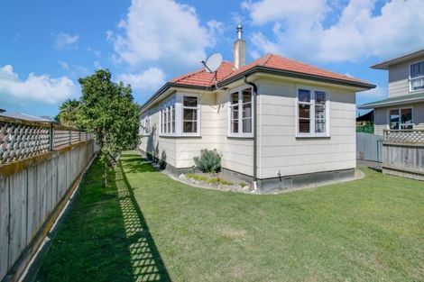 Photo of property in 48 Russell Road, Marewa, Napier, 4110