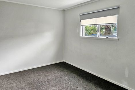 Photo of property in 15 Queen Mary Avenue, New Lynn, Auckland, 0600