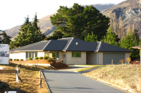 Photo of property in 11 Mystery Grove, Lake Hayes, Queenstown, 9304