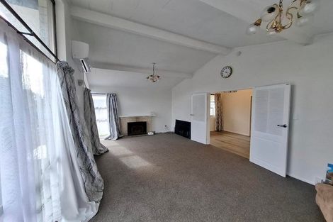 Photo of property in 83 Donovan Road, Paraparaumu Beach, Paraparaumu, 5032