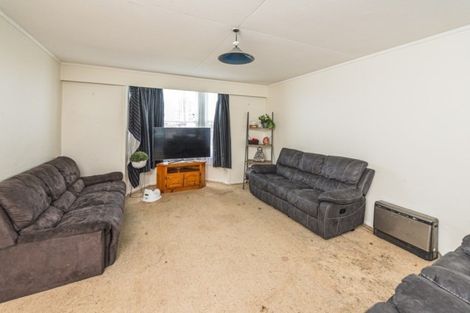 Photo of property in 4 Ashton Terrace, Castlecliff, Whanganui, 4501