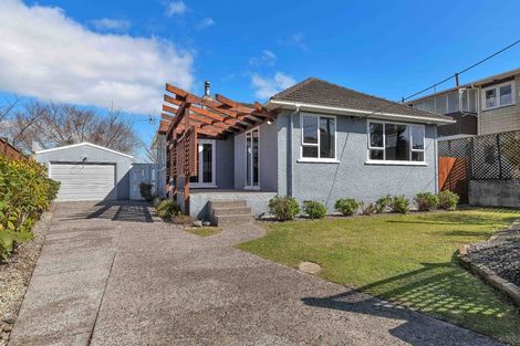 Photo of property in 10 Pembroke Street, Westown, New Plymouth, 4310