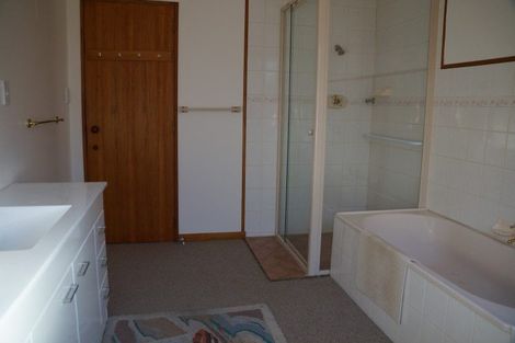 Photo of property in 98 Centaurus Road, Huntsbury, Christchurch, 8022