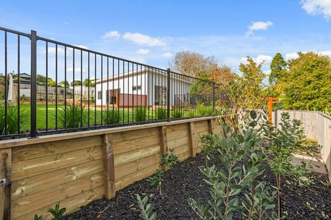 Photo of property in 6 Whenu Way, Bell Block, New Plymouth, 4312