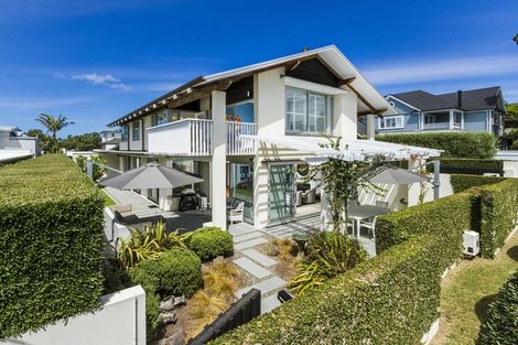 Photo of property in 19 Muritai Road, Milford, Auckland, 0620