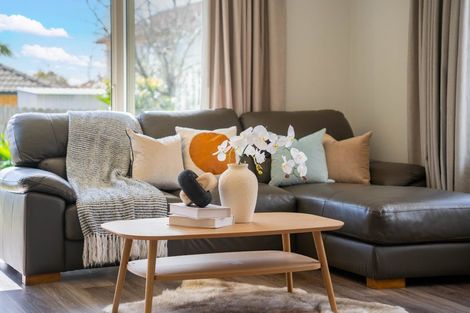 Photo of property in 8 Belcoo Crescent, East Tamaki, Auckland, 2013