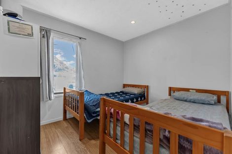 Photo of property in 31 Everglade Drive, Goodwood Heights, Auckland, 2105