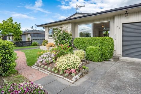 Photo of property in 90 Napier Road, Havelock North, 4130