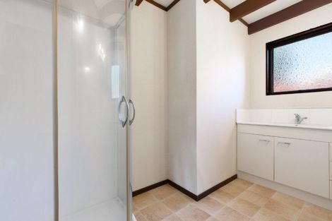 Photo of property in 64 Resolution Road, Welcome Bay, Tauranga, 3112