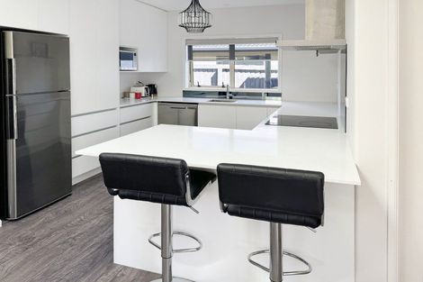 Photo of property in 14 Elmslie Grove, Halswell, Christchurch, 8025