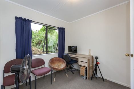 Photo of property in 76 Langdale Avenue, Paraparaumu, 5032