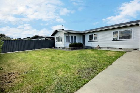 Photo of property in 11 Magdalen Crescent, Pirimai, Napier, 4112