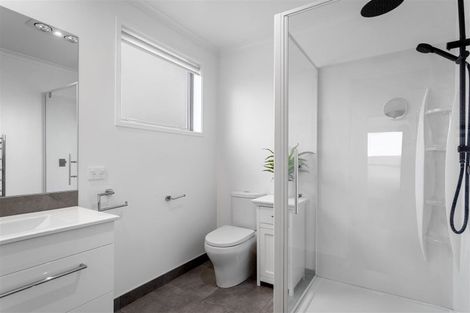 Photo of property in 50 Welsford Street, Woodend, 7610