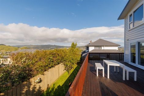 Photo of property in 59 Erlestoke Crescent, Churton Park, Wellington, 6037