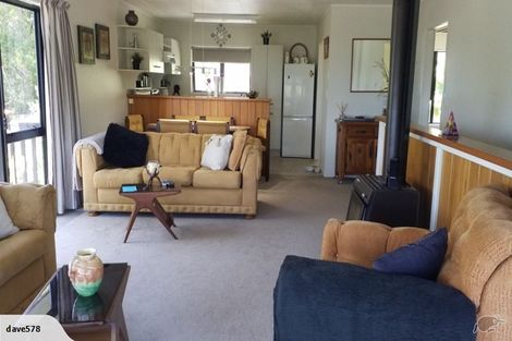 Photo of property in 4 Seaview Road, Cable Bay, 0420