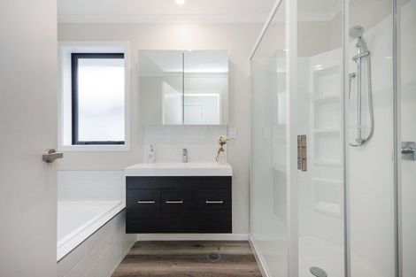 Photo of property in 103 Botanical Road, Takaro, Palmerston North, 4412