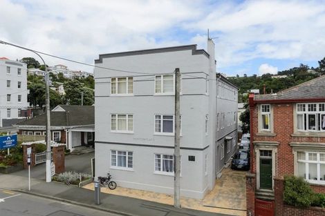 Photo of property in Norton Flats, 2/302 Willis Street, Aro Valley, Wellington, 6011