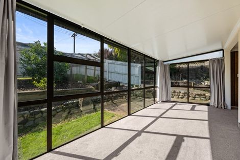 Photo of property in 62 Waikawa Road, Picton, 7220