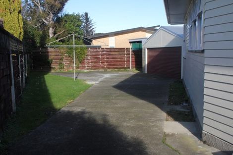 Photo of property in 27 Rosebank Avenue, Avalon, Lower Hutt, 5011