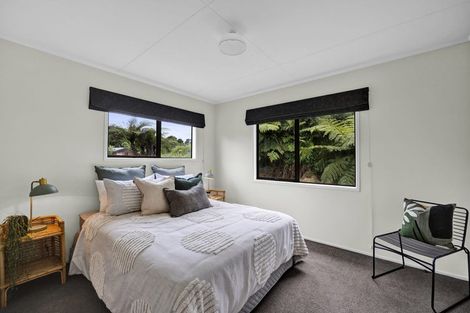 Photo of property in 118 Riversdale Drive, Merrilands, New Plymouth, 4312