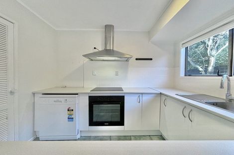 Photo of property in 1/11 Foley Place, Torbay, Auckland, 0632