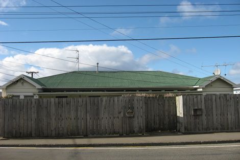 Photo of property in 17 Queens Drive, Kilbirnie, Wellington, 6022