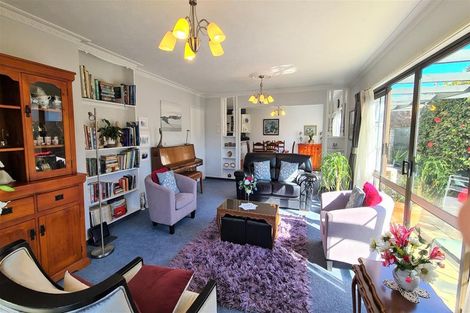 Photo of property in 21 Juniper Place, Burnside, Christchurch, 8053