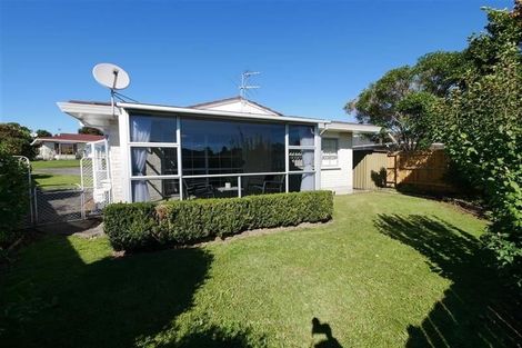 Photo of property in 1/6 Keeney Court, Papakura, 2110