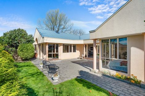 Photo of property in 158 Hawthornden Road, Avonhead, Christchurch, 8042