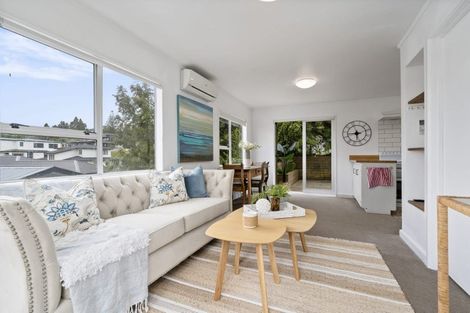 Photo of property in 57 Terra Nova Street, Glen Eden, Auckland, 0602