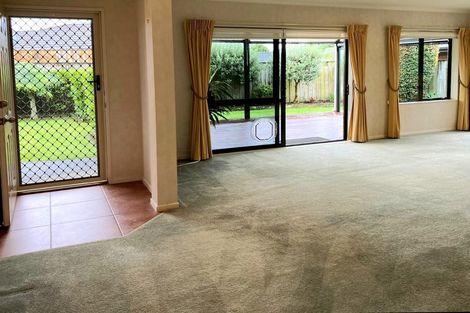 Photo of property in 34 Blackwood Drive, Wattle Downs, Auckland, 2103