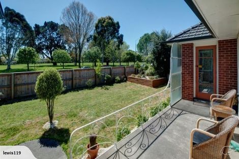 Photo of property in 51 Maidstone Road, Ilam, Christchurch, 8041