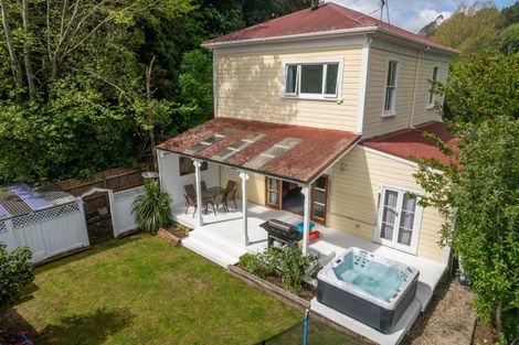 Photo of property in 5 Maitai Road, Maitai, Nelson, 7010