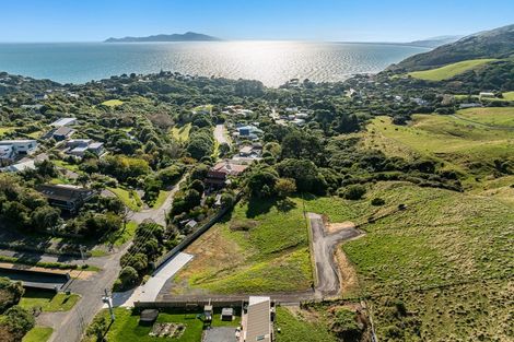 Photo of property in 64 Muri Road, Pukerua Bay, 5026
