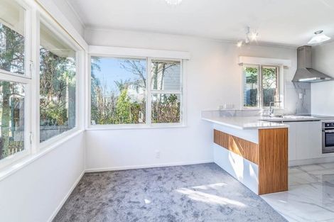Photo of property in 4 Seaview Road, Glenfield, Auckland, 0629