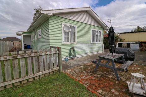 Photo of property in 9 Christian Street, Dannevirke, 4930